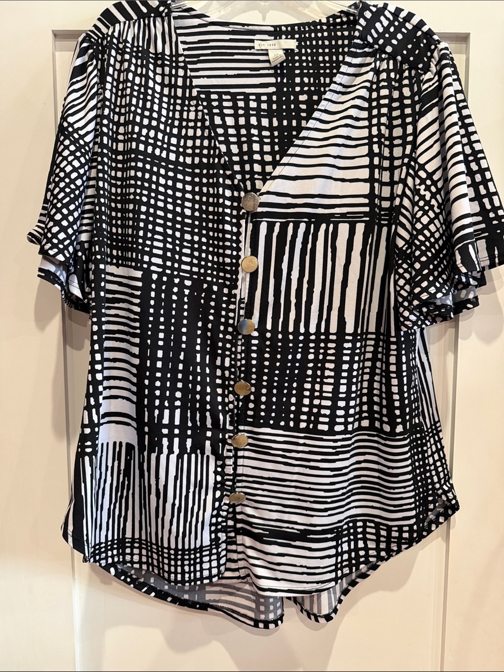 Catos Black and White Geometric Button-Front Top